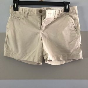 Khaki Old Navy perfect short